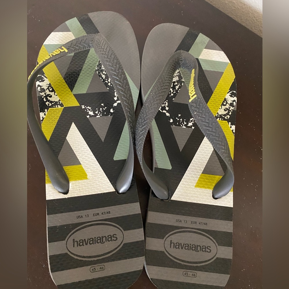 Havanianas men’s 13 47/48 flip flops